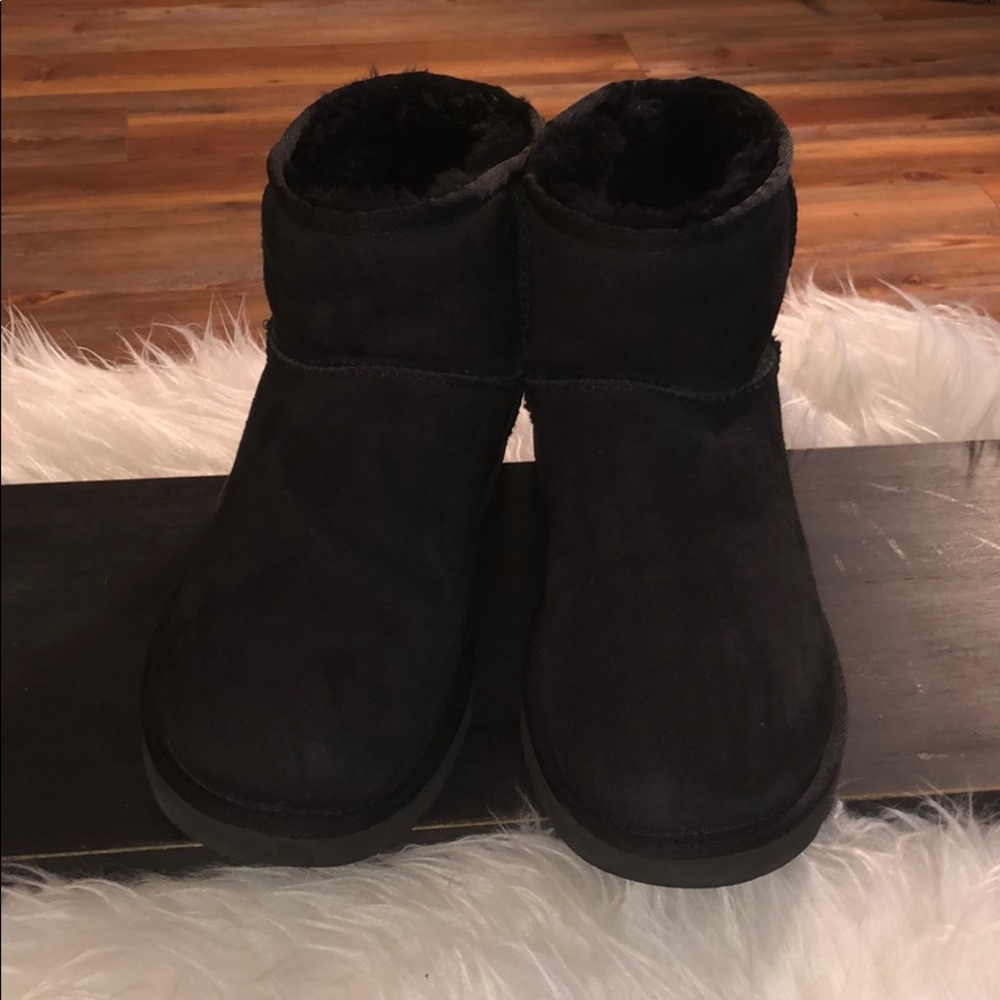 Ugg Classic Mini